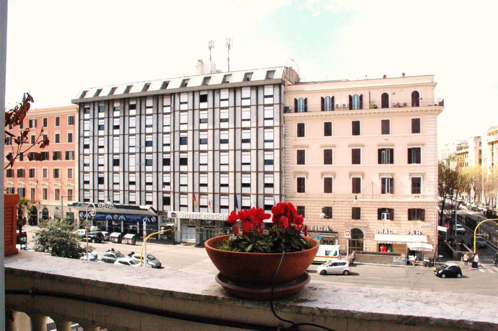 Gasthuis Charme Holidays Colosseum Rome