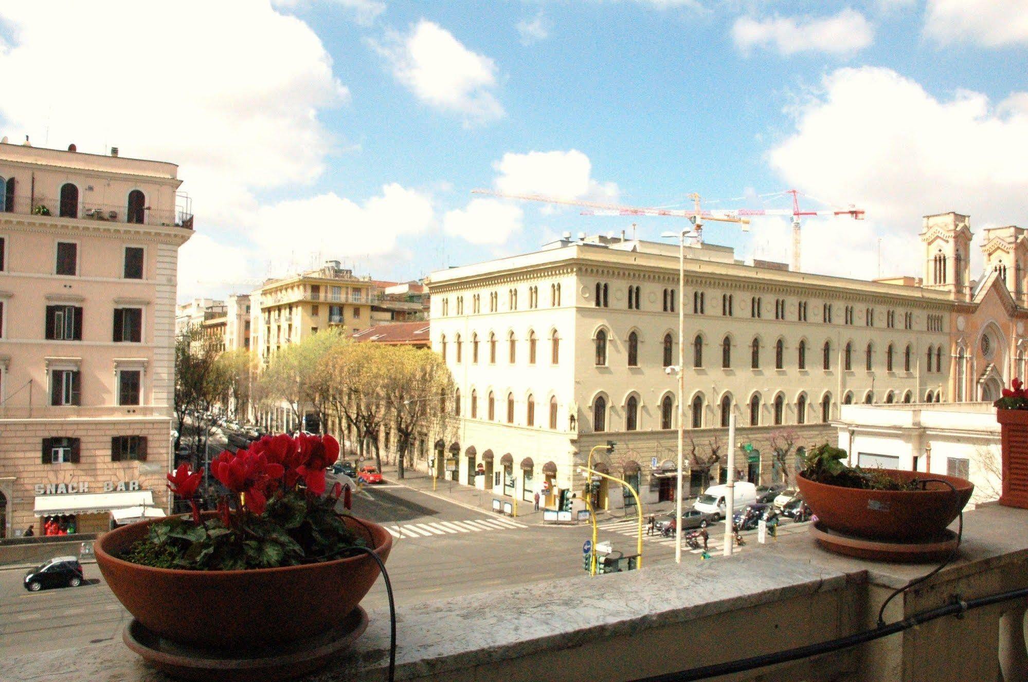 Gasthuis Charme Holidays Colosseum 2*
