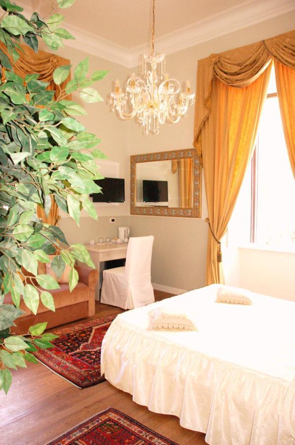 Charme Holidays Colosseum Gasthuis 2*